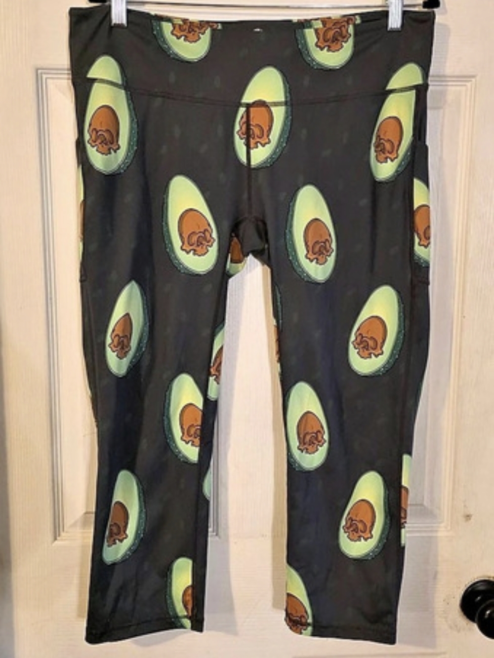Feed Me Fight Me Avocado Skull Leggings Black & Green XL